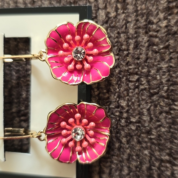 NAPIER BRAND WOMENS FASHION JEWELRY BUNDLE OF 5 PAIRS OF EARRINGS - Picture 4 of 16